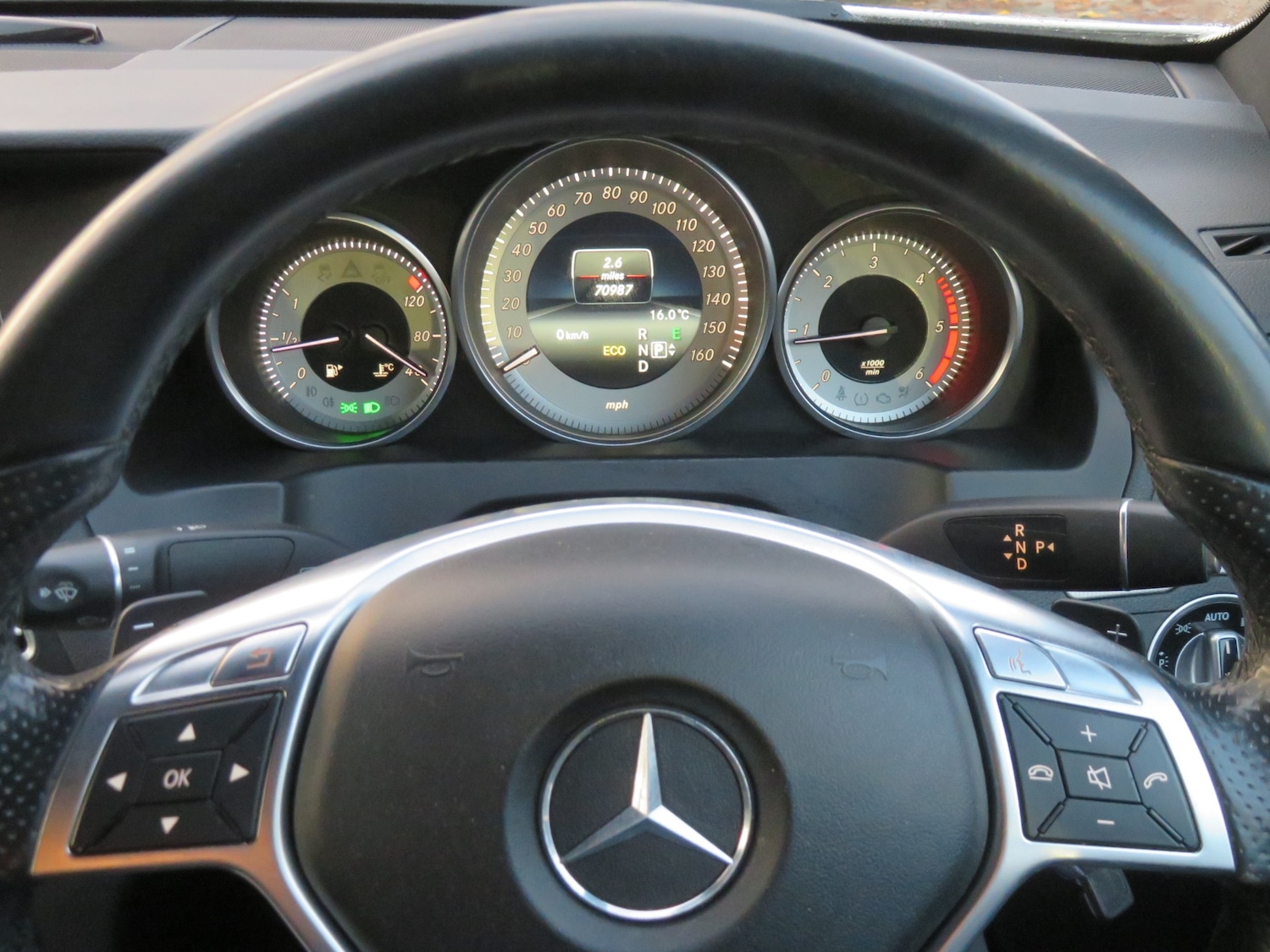 Used Mercedes-Benz E Class 2014 for sale - 76497598: Photo 22