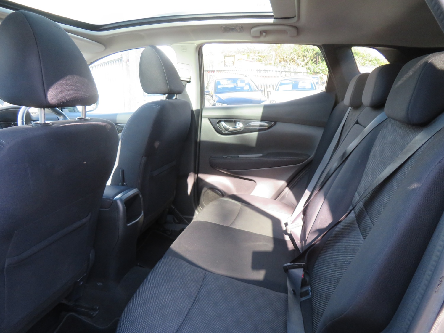 Used Nissan Qashqai 2017 for sale - 77891713: Photo 12