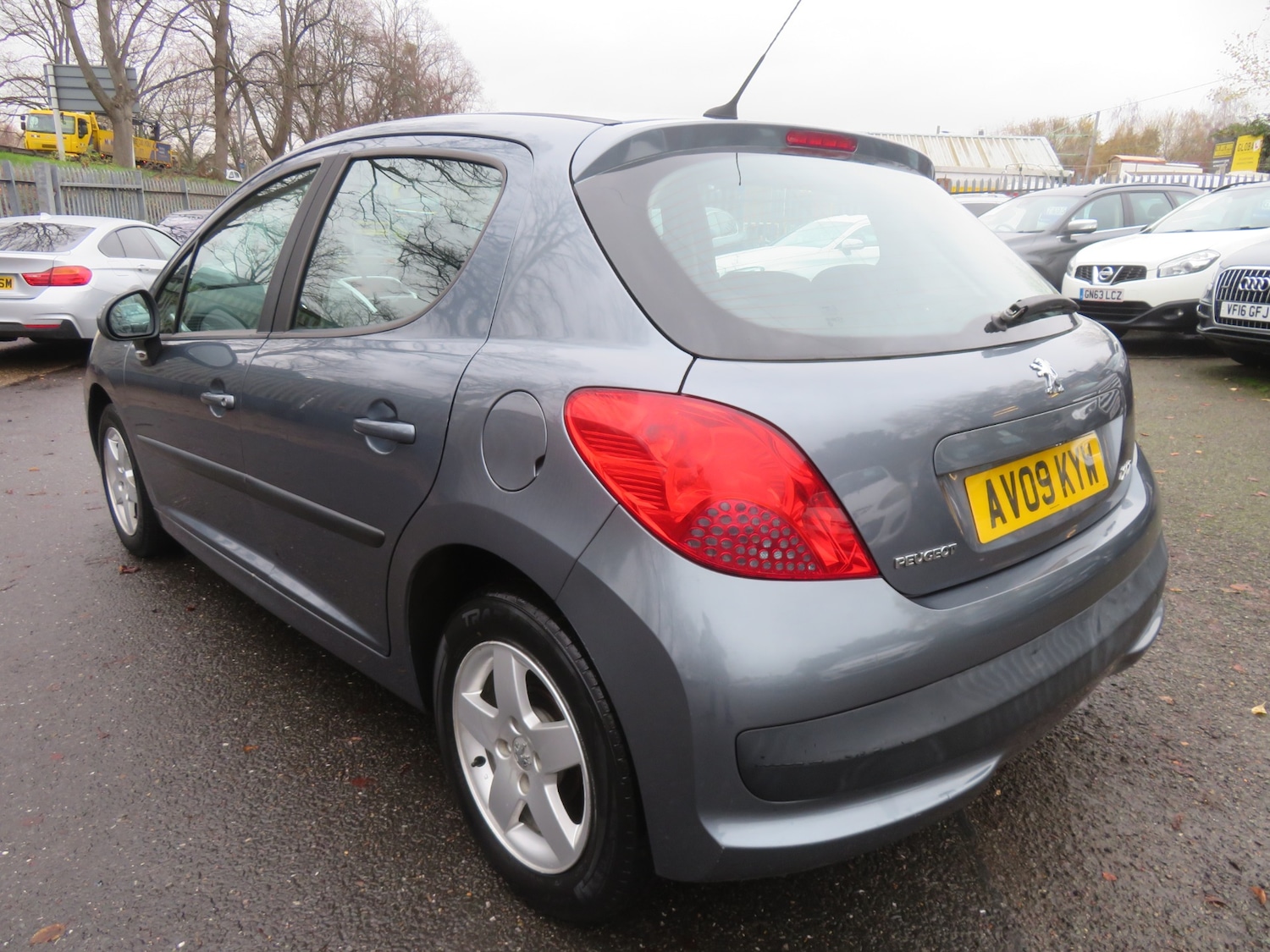 Used Peugeot 207 2009 for sale - 76958729: Photo 7