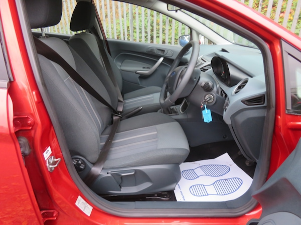 Used Ford Fiesta 2010 for sale - 76237480: Photo 10