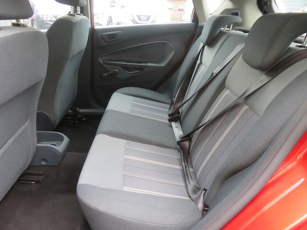 Used Ford Fiesta 2010 for sale - 76237480: Photo 12