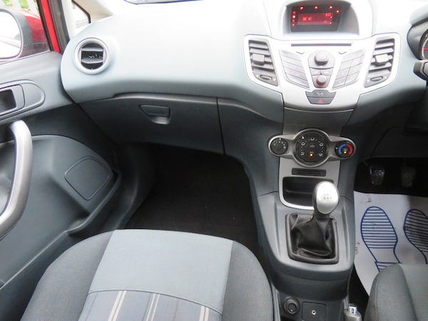 Used Ford Fiesta 2010 for sale - 76237480: Photo 15