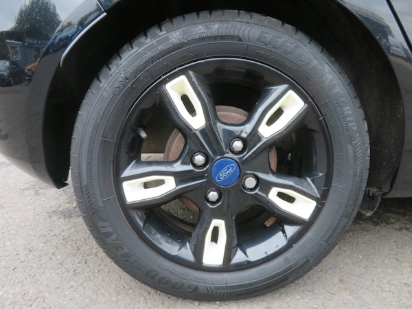 Used Ford Fiesta 2015 for sale - 76081599: Photo 8