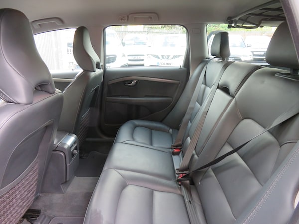Used Volvo XC70 2015 for sale - 75668411: Photo 13