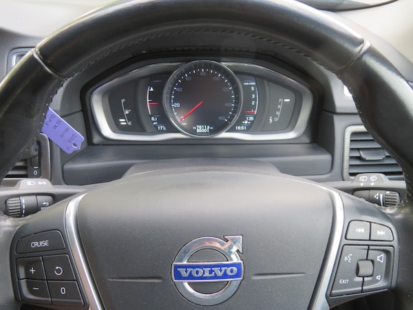 Used Volvo XC70 2015 for sale - 75668411: Photo 23
