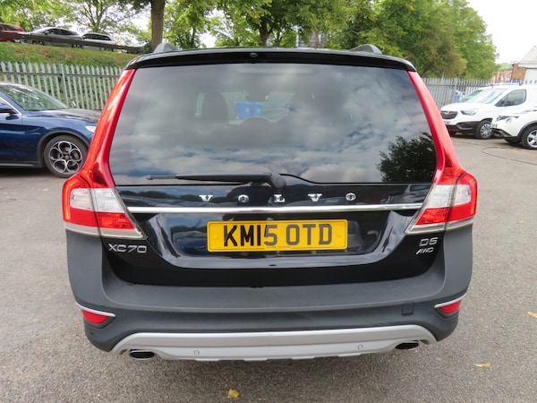 Used Volvo XC70 2015 for sale - 75668411: Photo 5