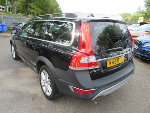 Used Volvo XC70 2015 for sale - 75668411: Photo 6
