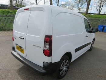 Used Peugeot Partner 2017 for sale - 78213452: Photo