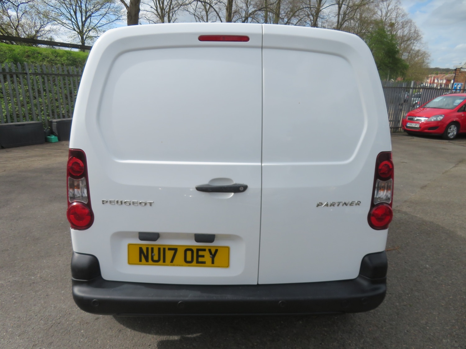 Used Peugeot Partner 2017 for sale - 78213452: Photo 5