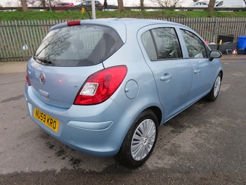 Used Vauxhall Corsa 2010 for sale - 77704275: Photo