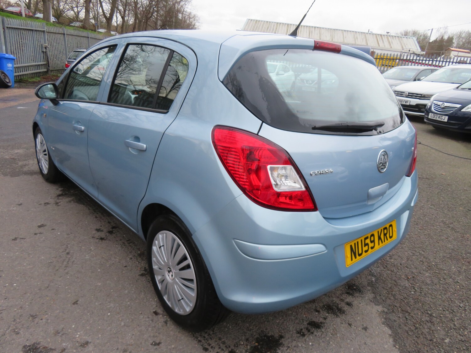Used Vauxhall Corsa 2010 for sale - 77704275: Photo 6