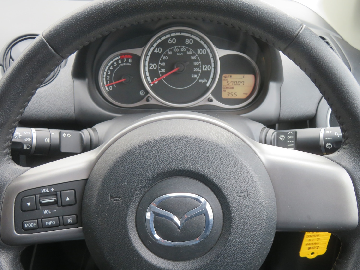 Used Mazda Mazda2 2012 for sale - 77708419: Photo 17