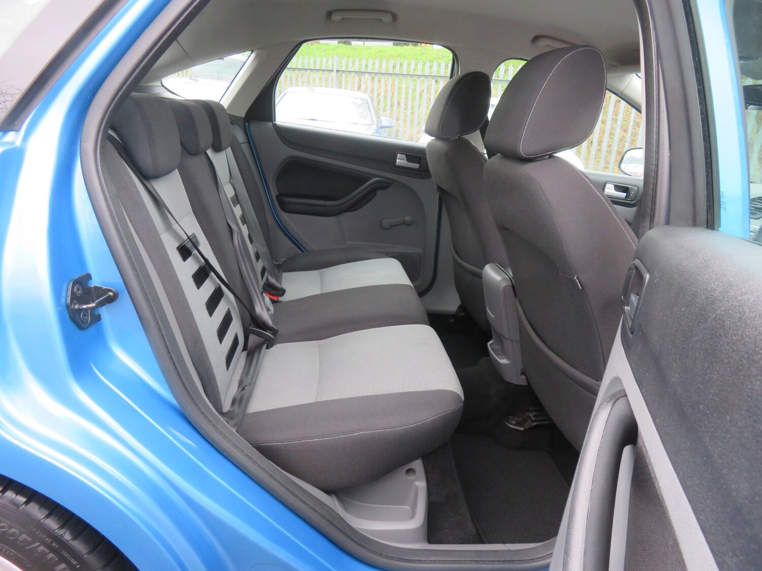 Used Ford Focus 2009 for sale - 77367232: Photo 9