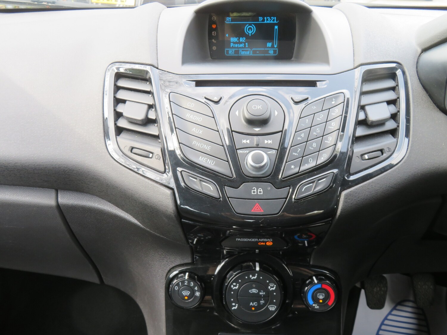 Used Ford Fiesta 2013 for sale - 78210052: Photo 16