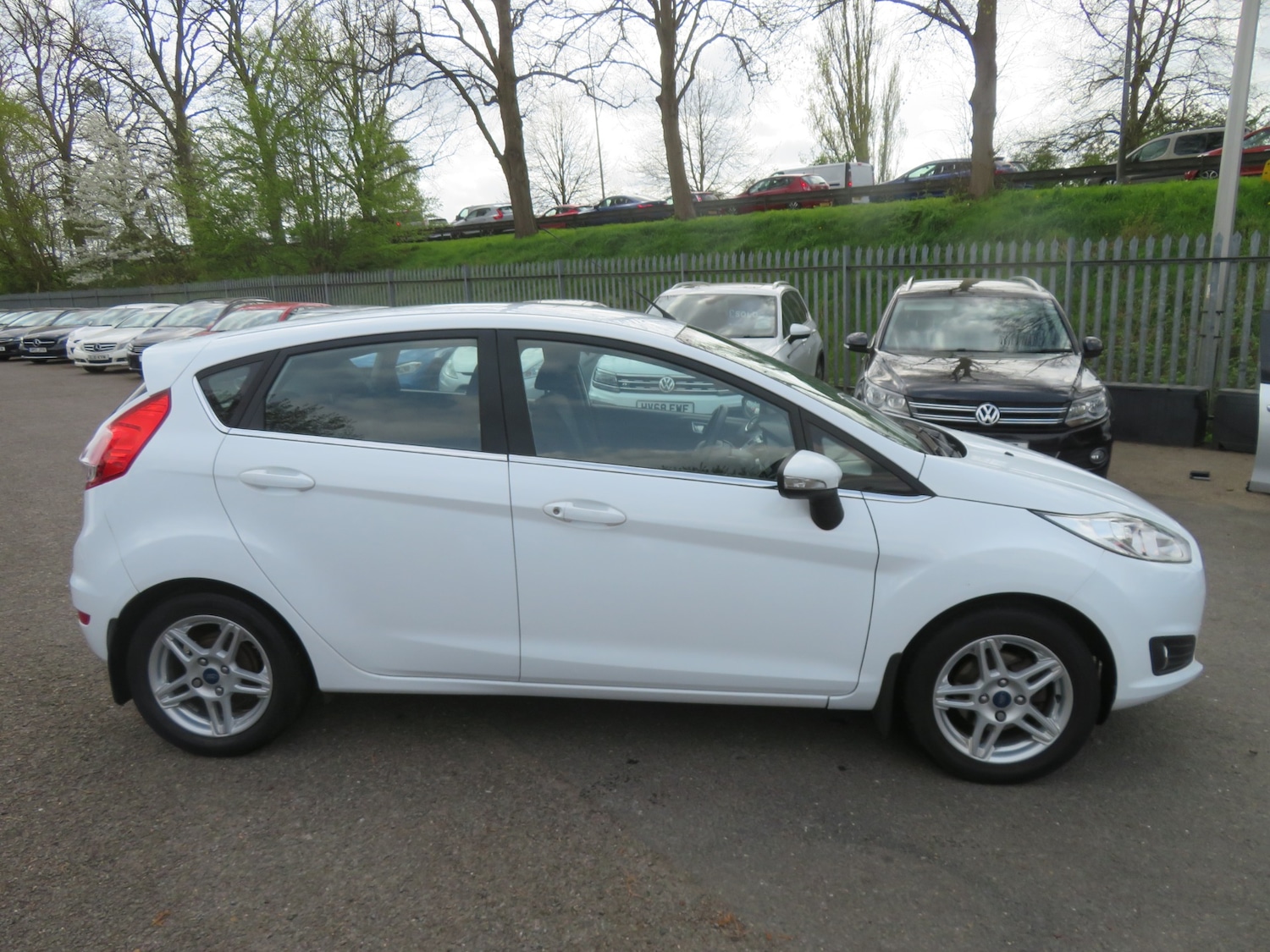 Used Ford Fiesta 2013 for sale - 78210052: Photo 3