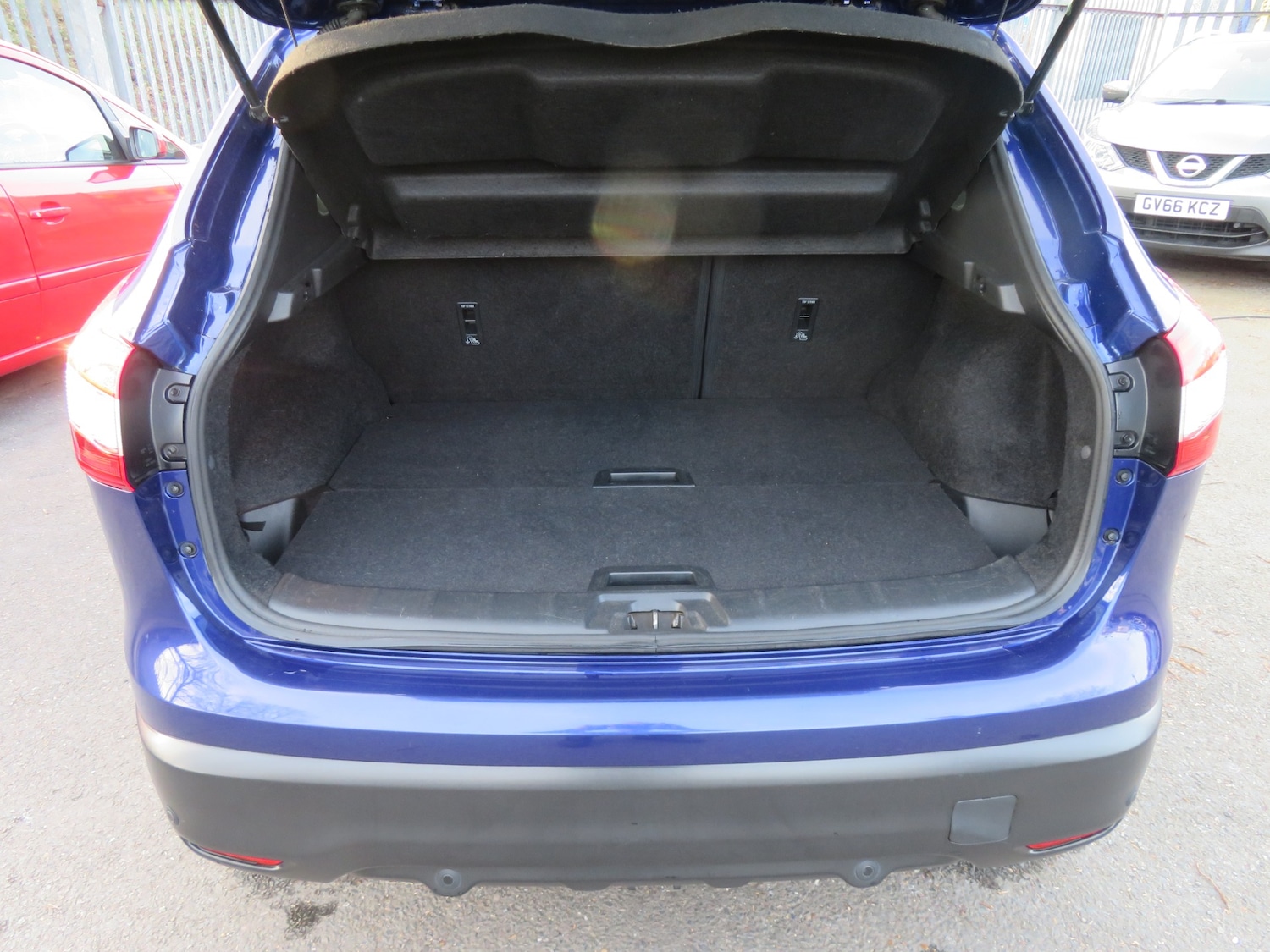 Used Nissan Qashqai 2016 for sale - 77966264: Photo 13