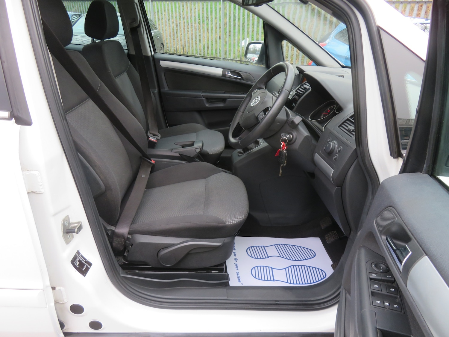 Used Vauxhall Zafira 2014 for sale - 77750237: Photo 10