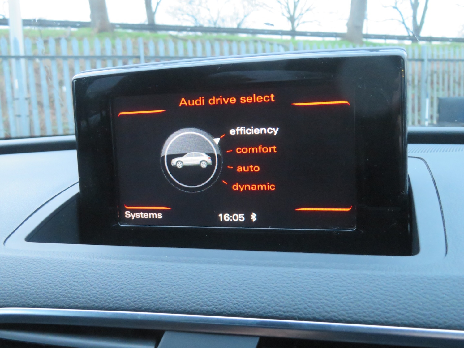 Used Audi Q3 2016 for sale - 77241352: Photo 18