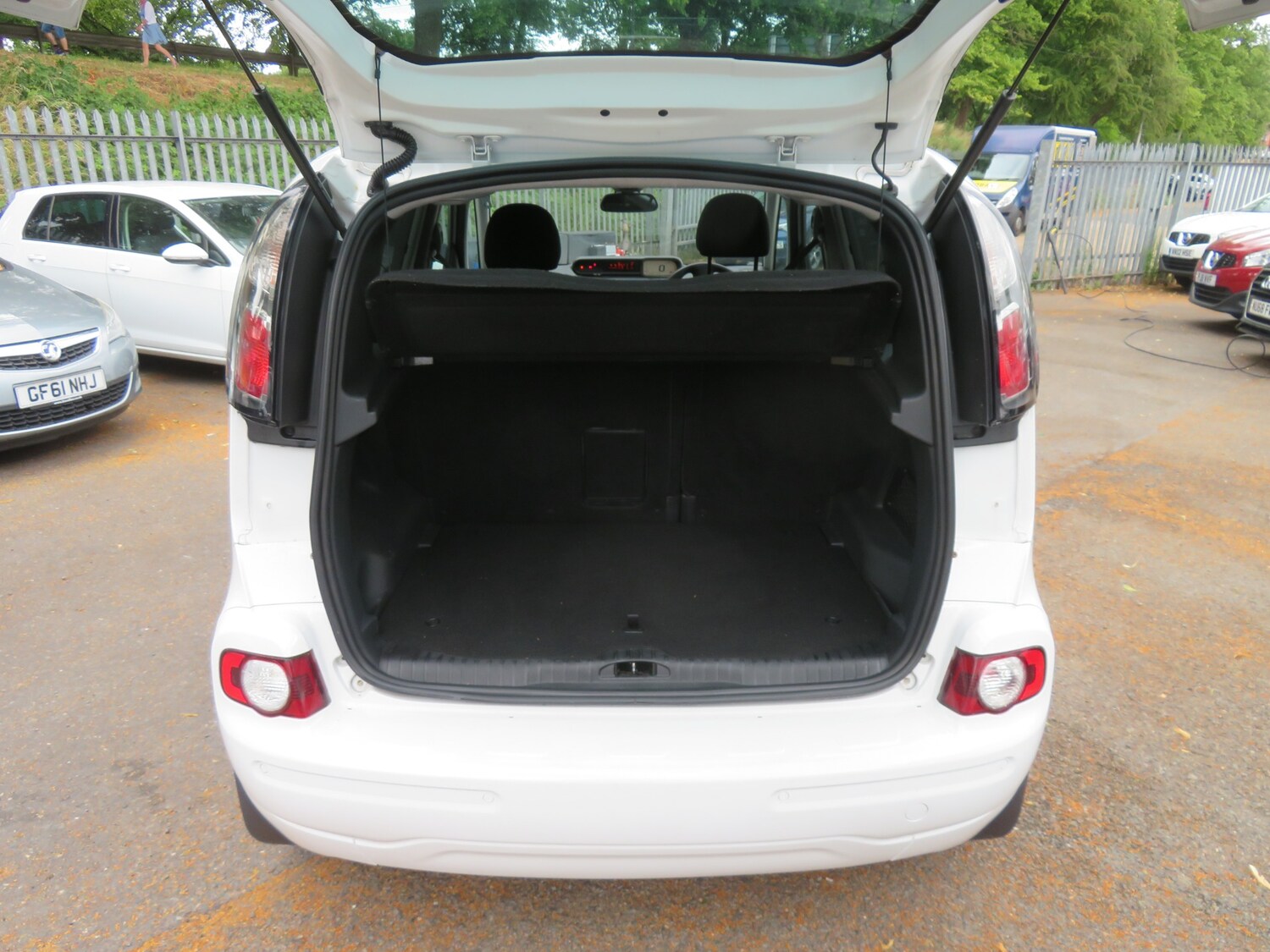 Vehicle 14