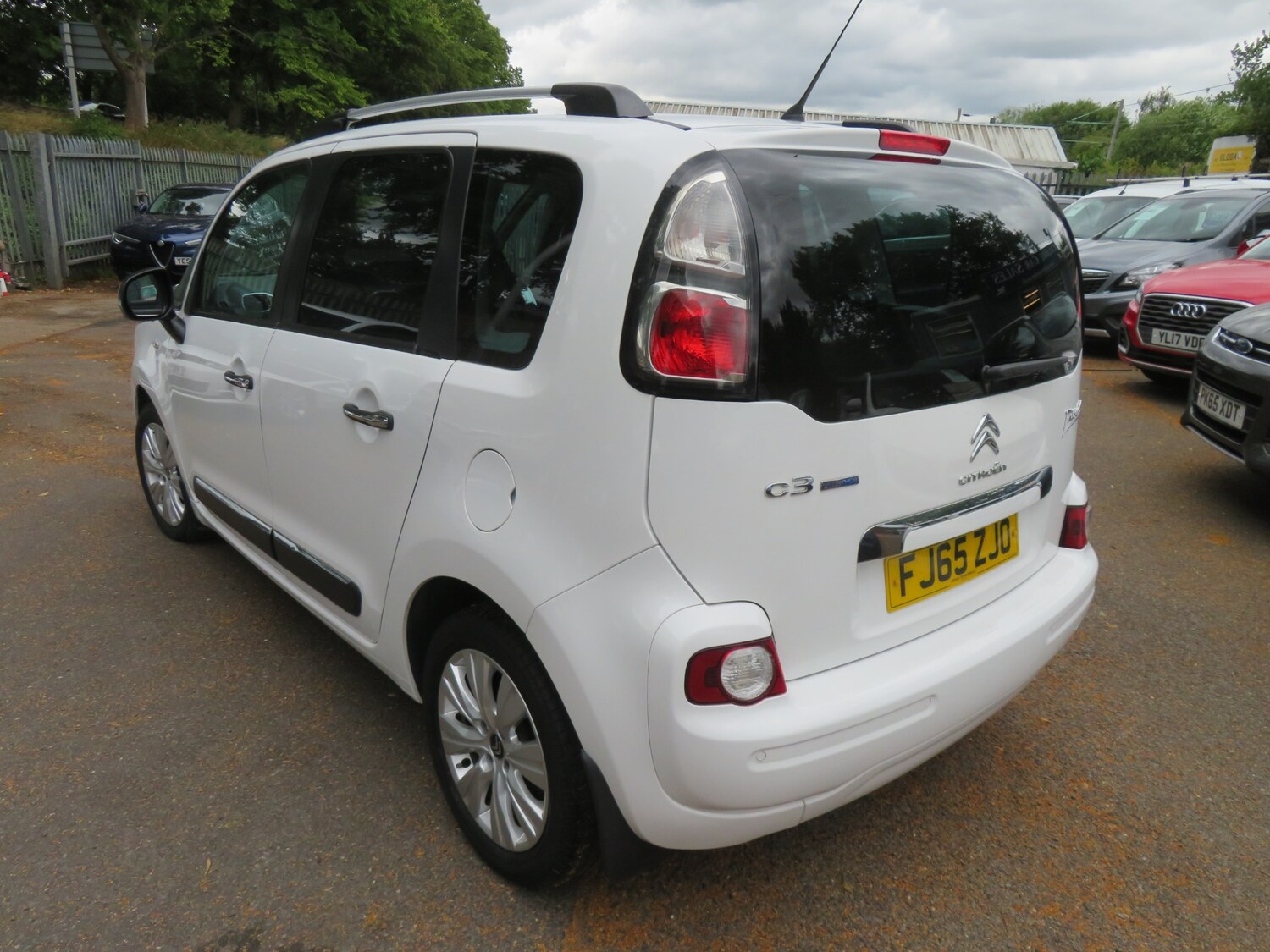 Vehicle 6