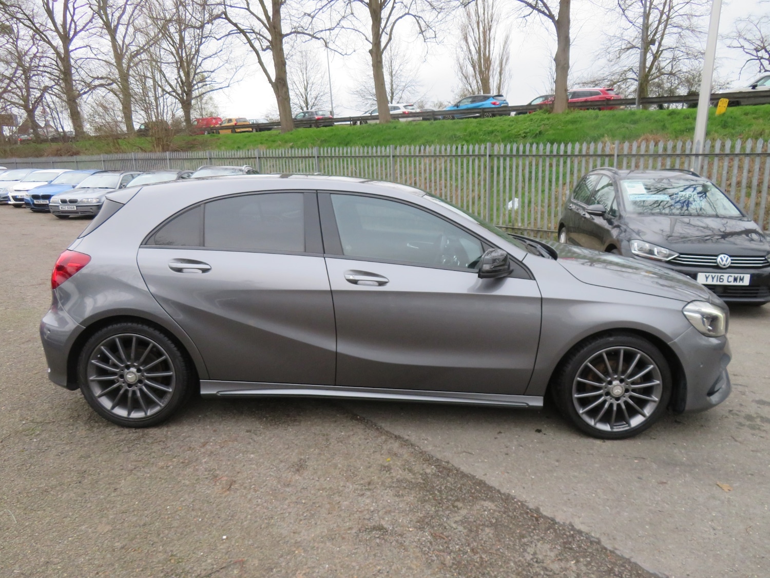 Used Mercedes-Benz A-Class 2016 for sale - 77851667: Photo 3
