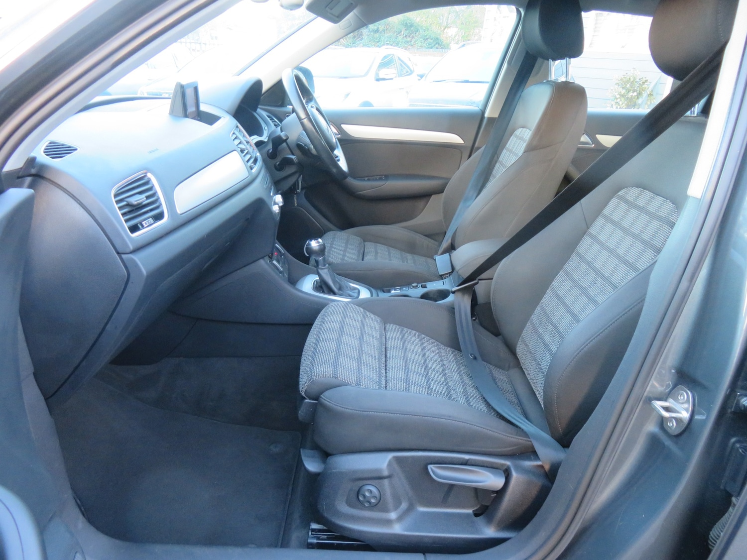 Used Audi Q3 2016 for sale - 76570890: Photo 10