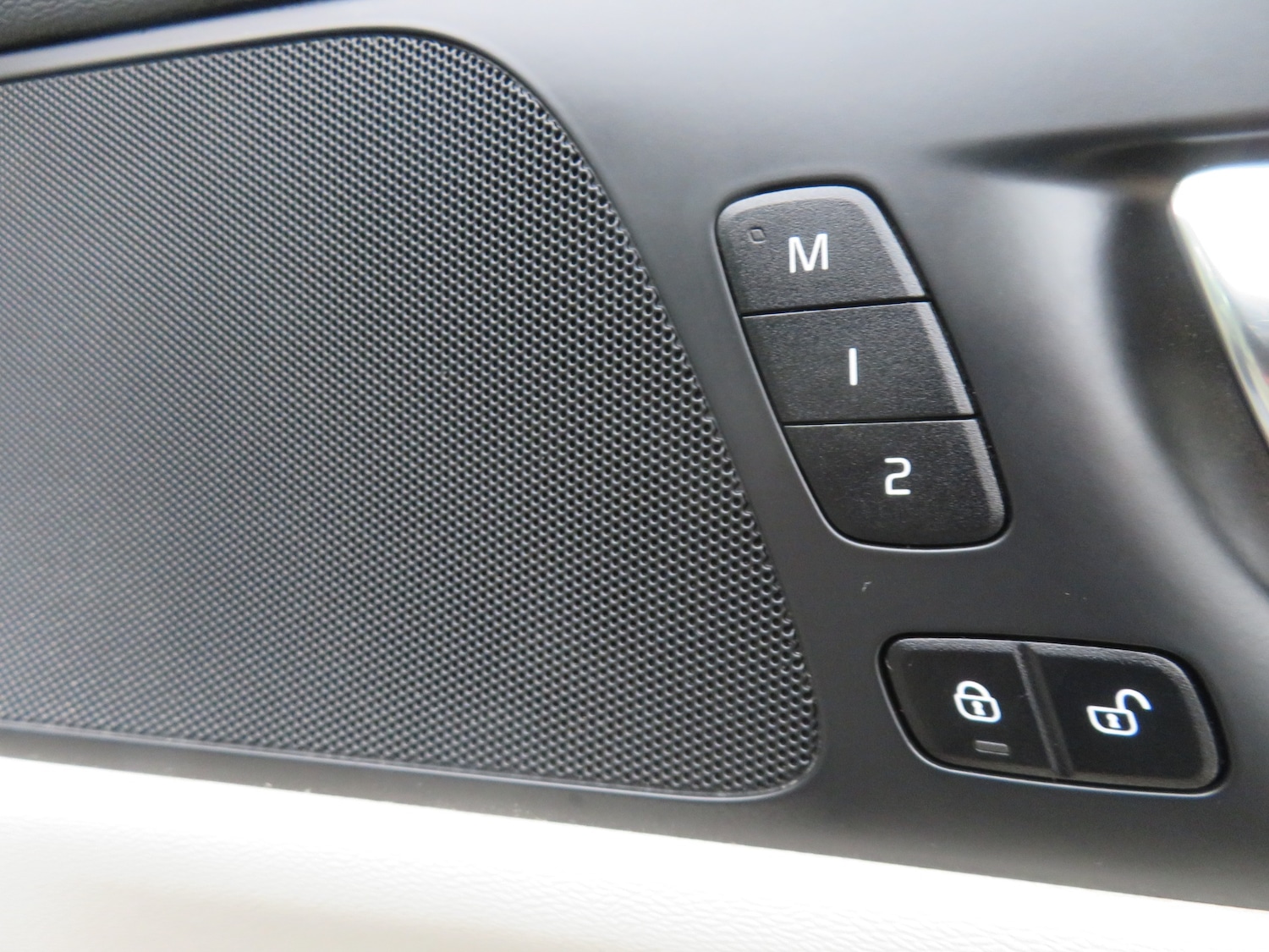 Used Volvo V60 2020 for sale - 77643970: Photo 20