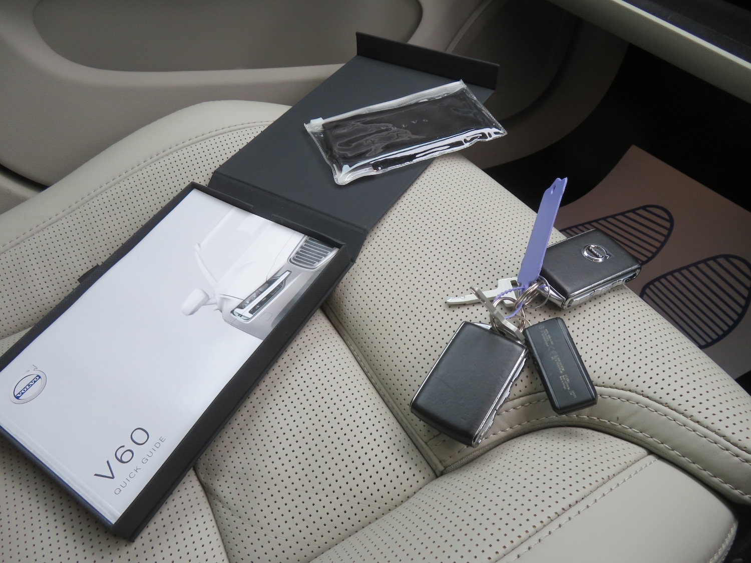 Used Volvo V60 2020 for sale - 77643970: Photo 21