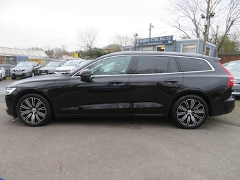 Used Volvo V60 2020 for sale - 77643970: Photo