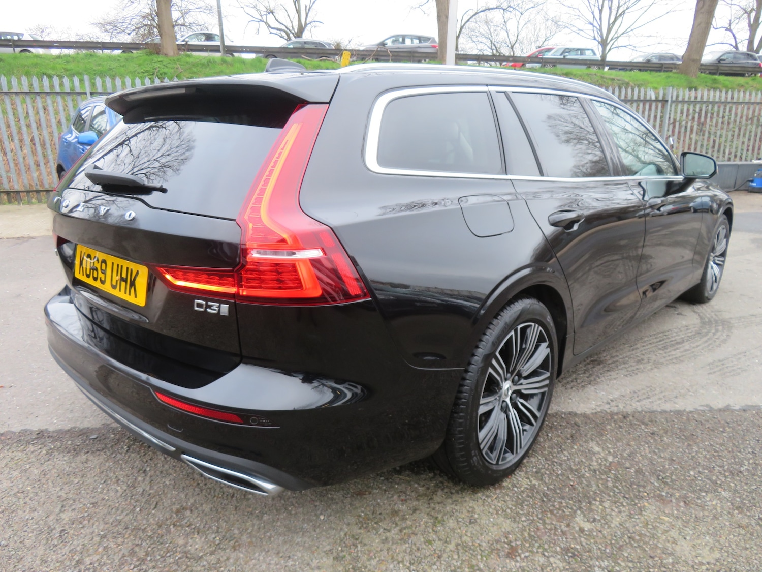 Used Volvo V60 2020 for sale - 77643970: Photo 5