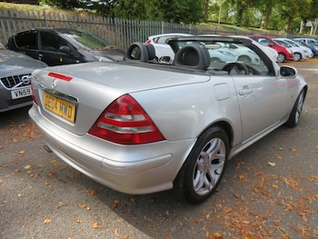 Used Mercedes-Benz SLK 2004 for sale - 75738822: Photo