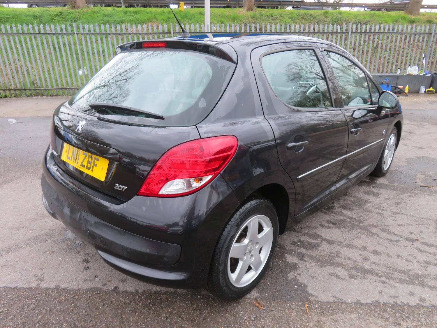 Used Peugeot 207 2011 for sale - 78085110: Photo 4