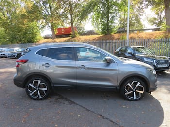 Used Nissan Qashqai 2017 for sale - 79806230: Photo