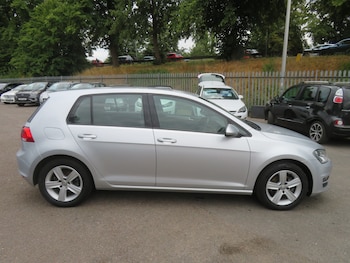 Used Volkswagen Golf 2015 for sale - 79302049: Photo