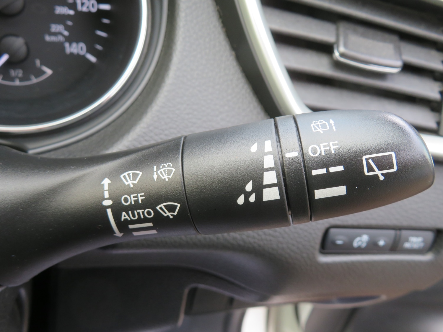 Used Nissan Qashqai 2017 for sale - 76479982: Photo 28