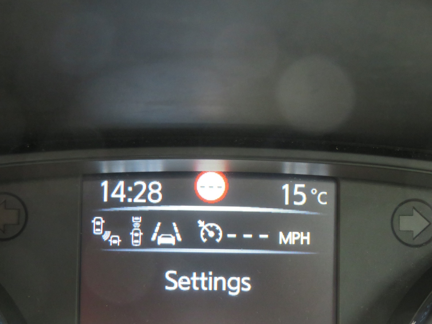 Used Nissan Qashqai 2017 for sale - 76479982: Photo 32