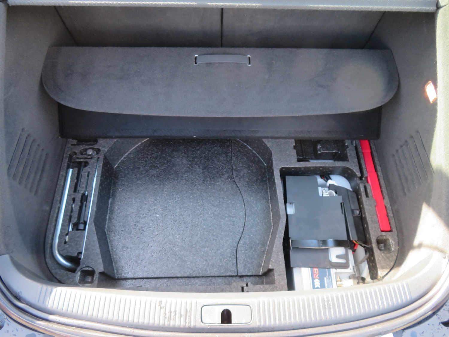 Used Audi TT 2010 for sale - 78214080: Photo 15