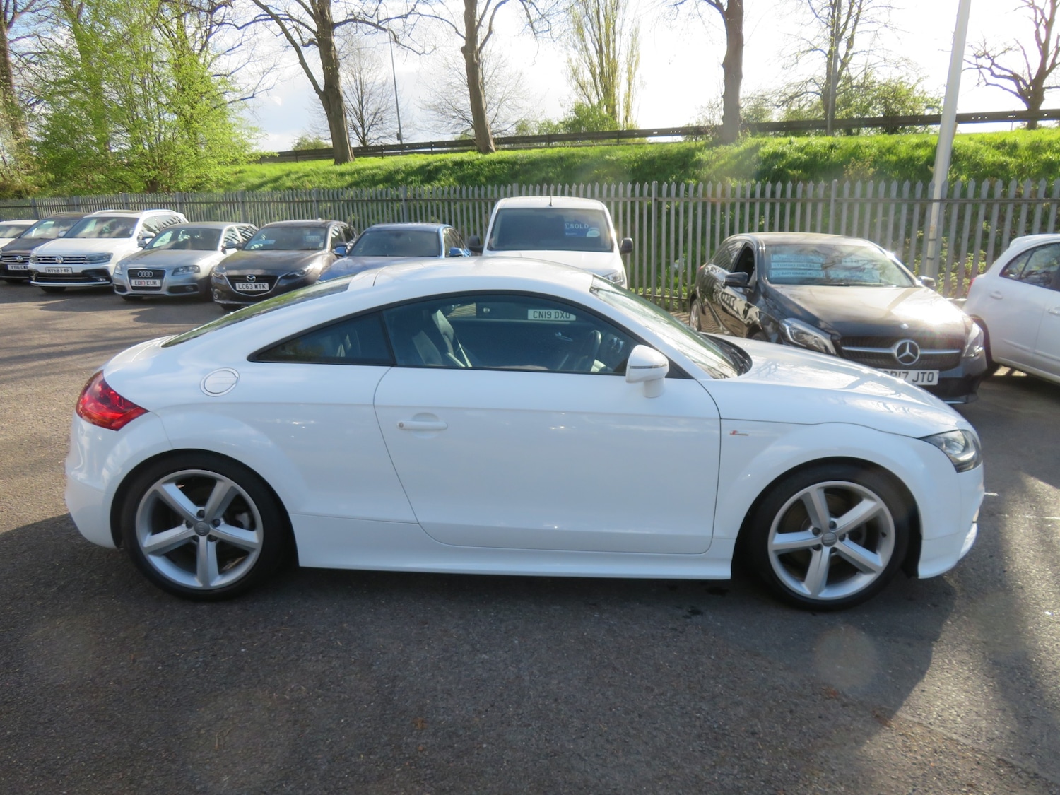 Used Audi TT 2010 for sale - 78214080: Photo 3