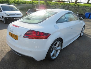Used Audi TT 2010 for sale - 78214080: Photo