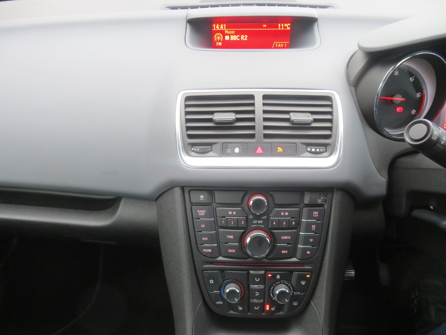 Used Vauxhall Meriva 2014 for sale - 77508757: Photo 14