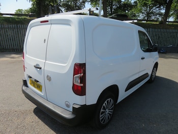 Used Vauxhall Combo 2019 for sale - 75612690: Photo