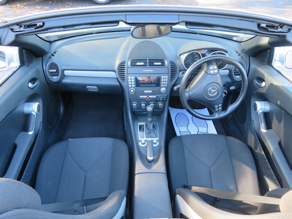 Used Mercedes-Benz SLK 2006 for sale - 76187322: Photo 9