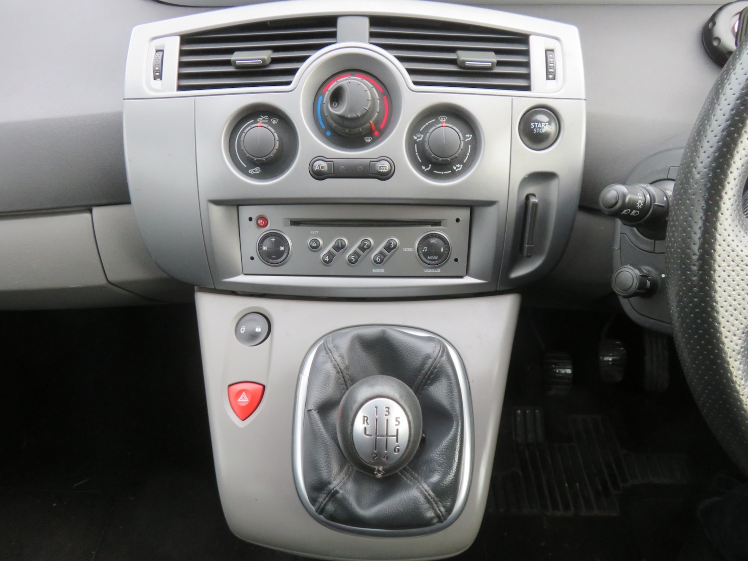 Used Renault Scenic 2008 for sale - 76969071: Photo 15