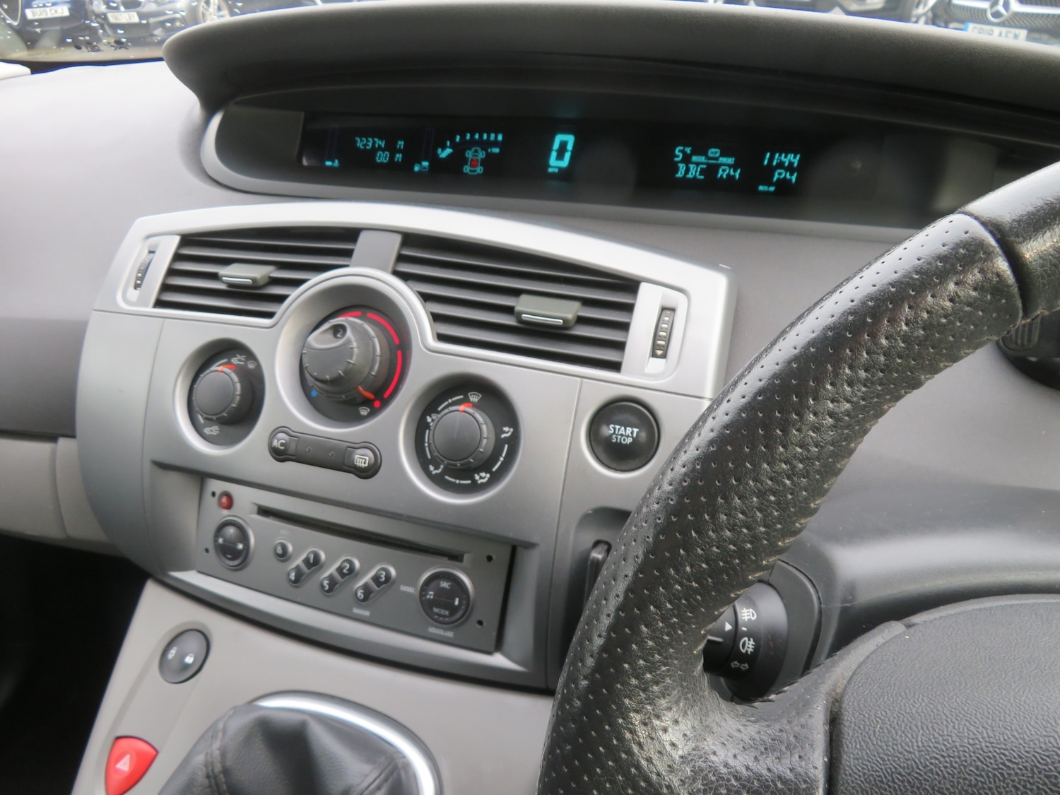 Used Renault Scenic 2008 for sale - 76969071: Photo 17