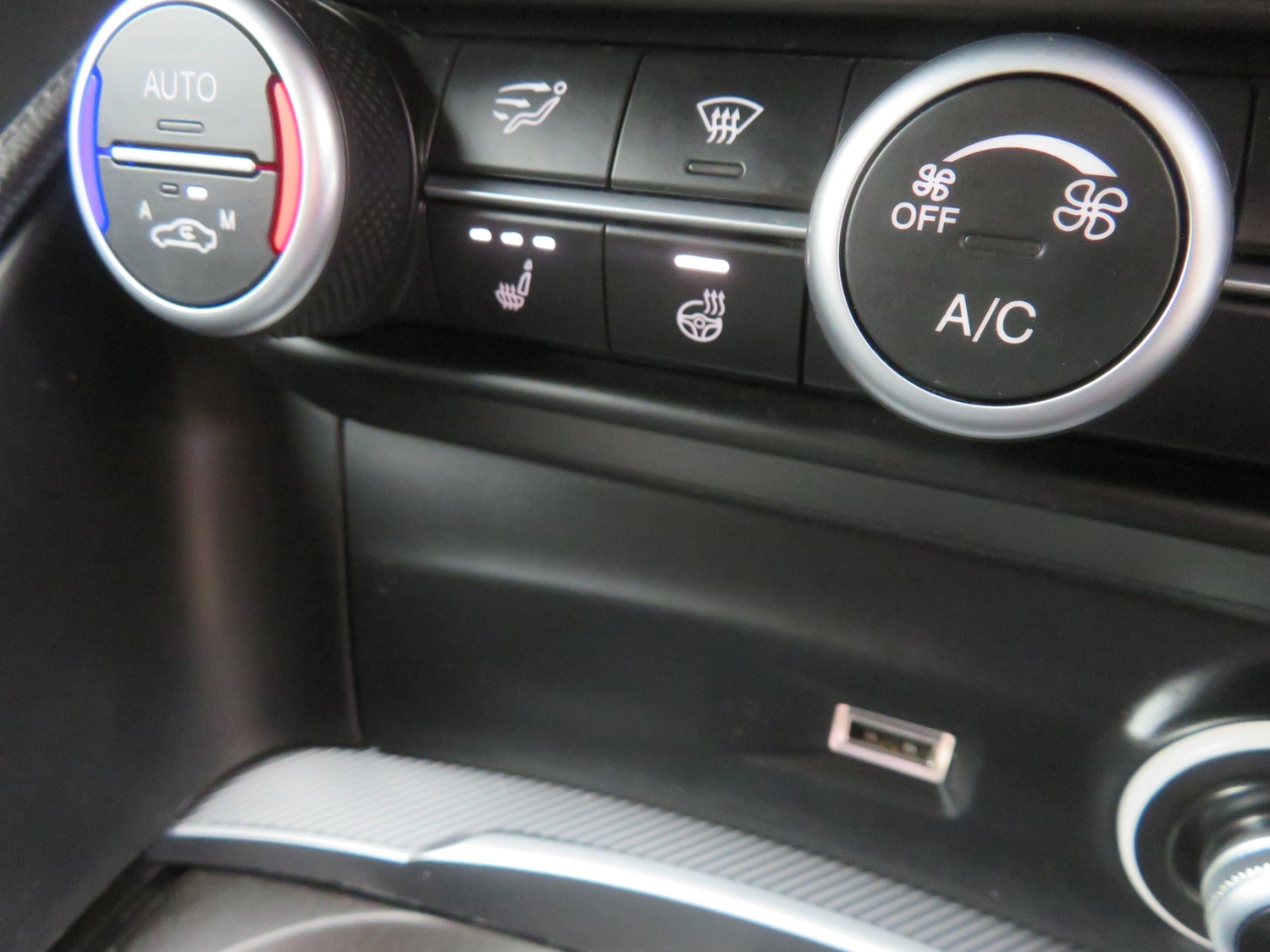 Used Alfa Romeo Stelvio 2019 for sale - 76554826: Photo 32