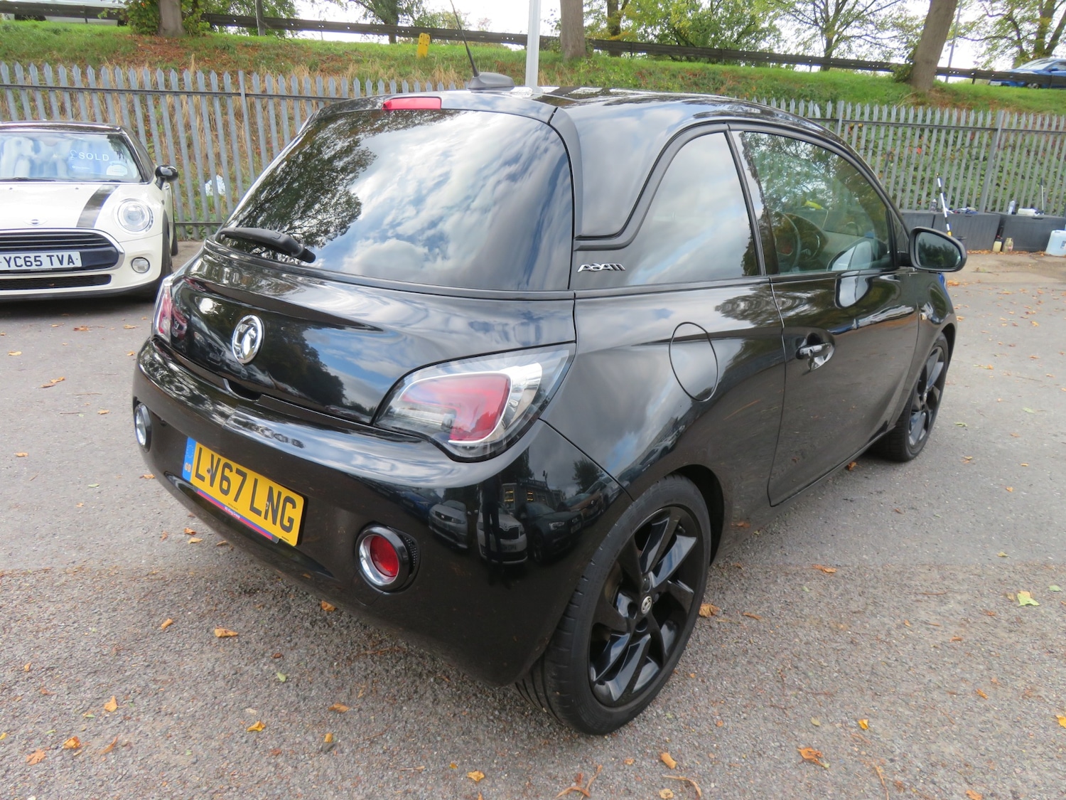 Used Vauxhall ADAM 2017 for sale - 76314039: Photo 4