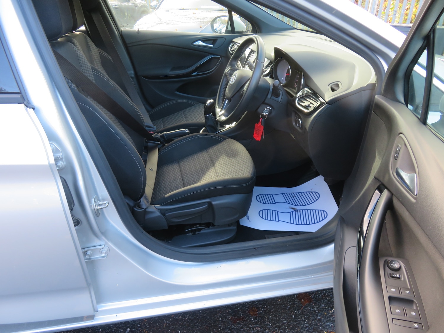 Used Vauxhall Astra 2017 for sale - 76445113: Photo 10