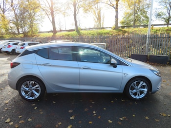 Used Vauxhall Astra 2017 for sale - 76445113: Photo