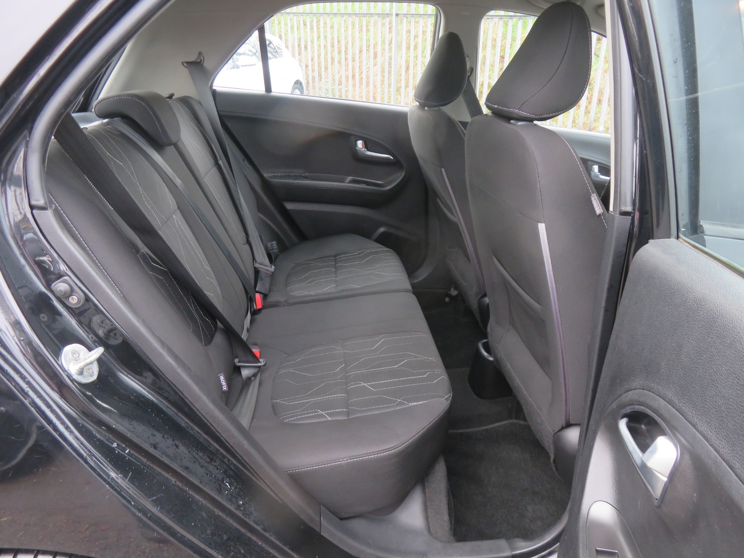 Used Kia Picanto 2012 for sale - 77329375: Photo 11