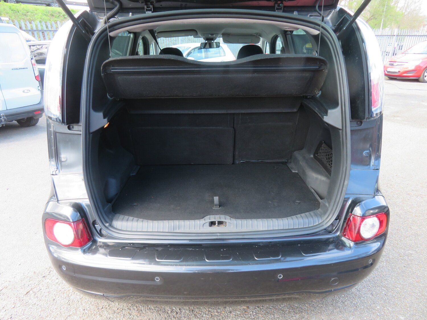 Used Citroen C3 Picasso 2011 for sale - 78124820: Photo 14